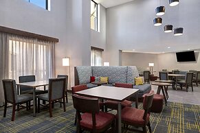 Hampton Inn & Suites Marina