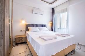 Golden Rose Suit Pension