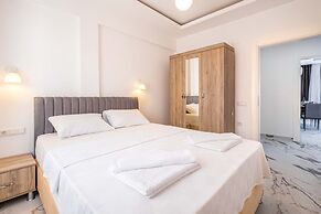 Golden Rose Suit Pension