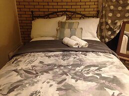 Three BDR 6Mins DownTown 17Mins Airport