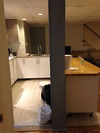 Three BDR 6Mins DownTown 17Mins Airport