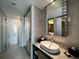 Ra Suites Simatupang