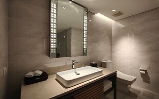 Ra Suites Simatupang