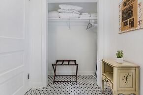 Uptown Spacious 4BD w Historic Charm