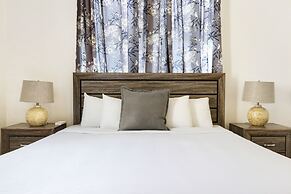 Uptown Spacious 4BD w Historic Charm