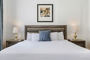 Uptown Spacious 4BD w Historic Charm