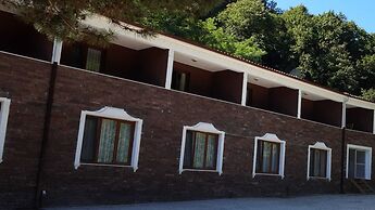 Feel & Live Hotel Villas Restaurant
