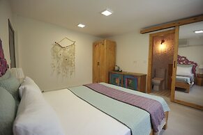 Sakız Kızı Alaçatı