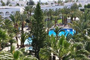 Hotel Kanta Resort & Spa