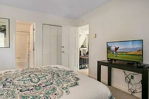 401 Vail21 Condos 2 Bedroom Condo by RedAwning