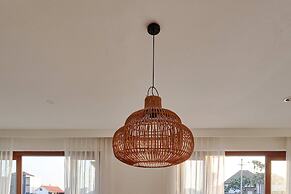 Om Cemagi Beach Villa