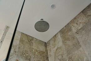 Om Cemagi Beach Villa