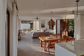 Om Cemagi Beach Villa