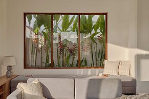 Om Cemagi Beach Villa