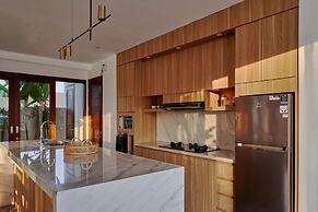 Om Cemagi Beach Villa