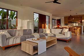 Om Cemagi Beach Villa