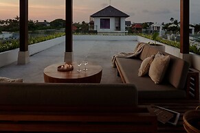 Om Cemagi Beach Villa