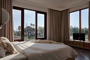 Om Cemagi Beach Villa