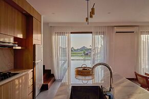 Om Cemagi Beach Villa