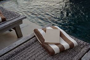 Om Cemagi Beach Villa