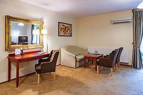 Hotel Robert's Port