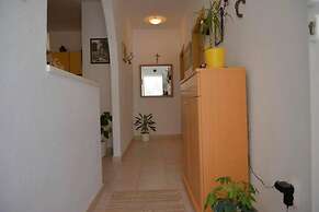 Remarkable 1-bed Apartment in Marina