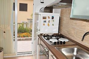 Remarkable 1-bed Apartment in Marina