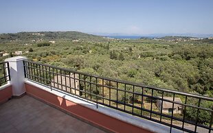 Spacious House with great view in Corfu