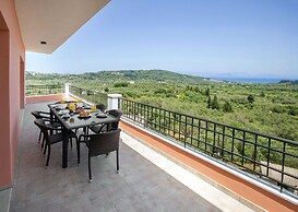 Spacious House with great view in Corfu