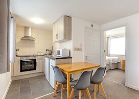 Apartment With Access to Pool, Spa & Soft Play