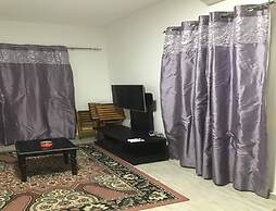 Cozy Pool Level 1-bed Apartment