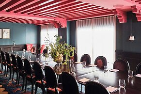 Hotel Per La, Autograph Collection