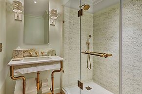 Hotel Per La, Autograph Collection