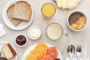 Dazzler by Wyndham La Plata