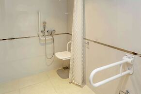 Dazzler by Wyndham La Plata