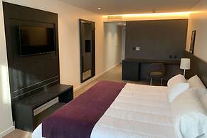 Dazzler by Wyndham La Plata