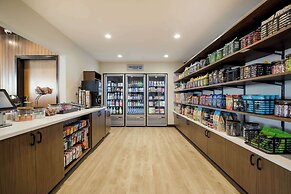 Everhome Suites Corona