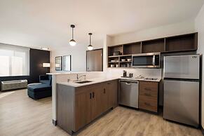 Everhome Suites Corona