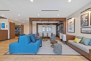 Everhome Suites Corona