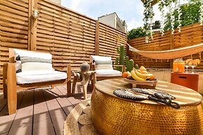 The Majestic Garden Suite