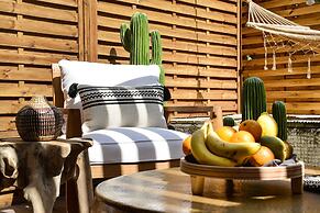 The Majestic Garden Suite