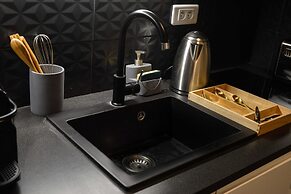 The Majestic Garden Suite