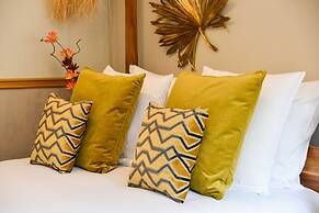 The Majestic Garden Suite