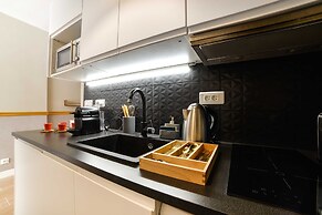 The Majestic Garden Suite