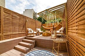 The Majestic Garden Suite