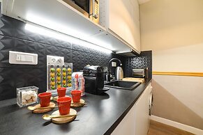 The Majestic Garden Suite