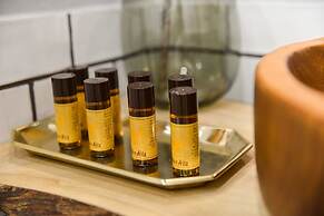 The Majestic Garden Suite