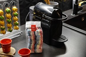 The Majestic Garden Suite