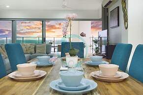 Signatures on Woods -Sky Tower