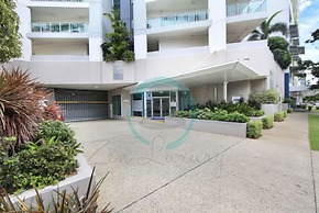 Signatures on Woods -Sky Tower